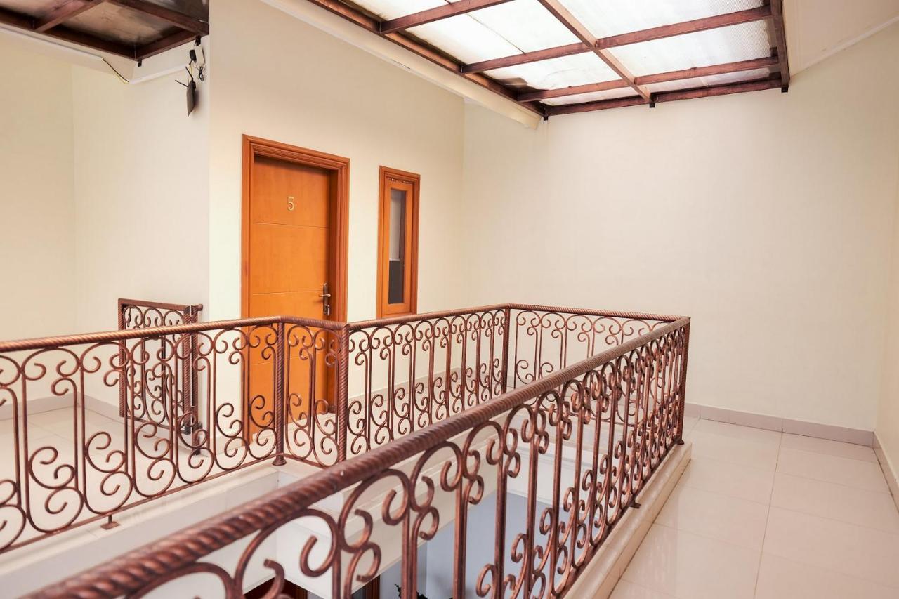 wisma delapan RedPartner Jakarta Bagian luar foto