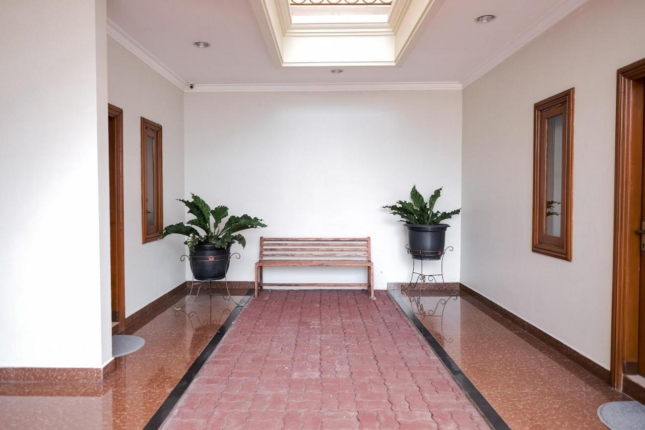 wisma delapan RedPartner Jakarta Bagian luar foto